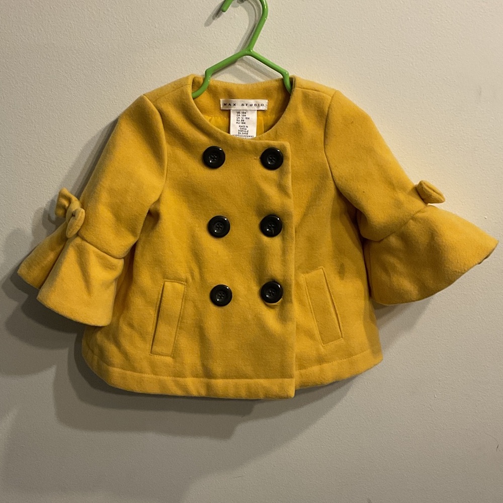 Max Studio Toddler Charming Yellow Coat with Bow Accents. Size 18 months.